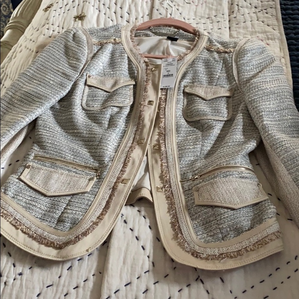 So pretty metallic thread blazer